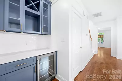 711 E 8th Street, Charlotte, NC 28202 - Photo 19