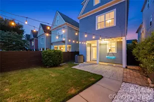 711 E 8th St, Charlotte, NC 28202 - Photo 39