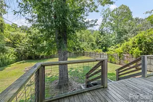 1909 Arlington Pl, Hendersonville, NC 28791 - Photo 7