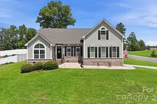 4851 Summerside Dr, Clover, SC 29710 - Photo 1