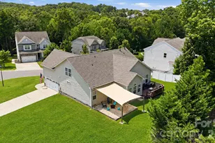 4851 Summerside Dr, Clover, SC 29710 - Photo 35