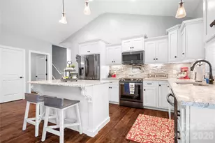 3931 Reid Cir, Sherrills Ford, NC 28673 - Photo 5