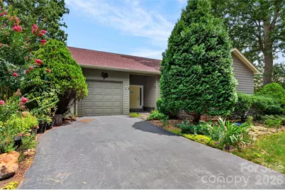 16 Spring Hollow Circle, Asheville, NC 28805 - Photo 1