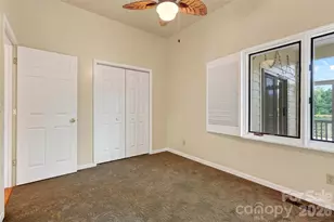 16 Spring Hollow Cir, Asheville, NC 28805 - Photo 27