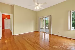 16 Spring Hollow Cir, Asheville, NC 28805 - Photo 17