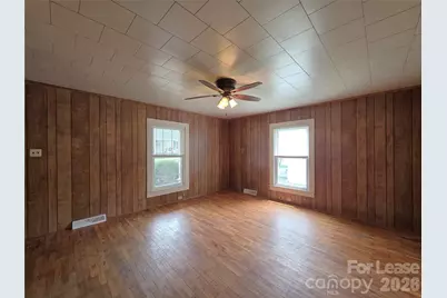 215 College Street, Mooresville, NC 28115 - Photo 3