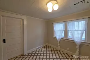 215 College St, Mooresville, NC 28115 - Photo 9
