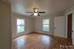215 College St, Mooresville, NC 28115 - Photo 7