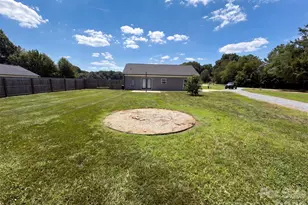 7825 Medlin Rd, Monroe, NC 28112 - Photo 15