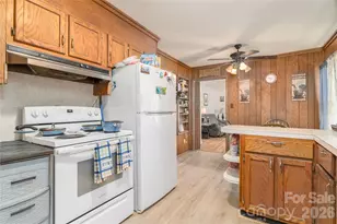 527 Washington Ln, Albemarle, NC 28001 - Photo 11