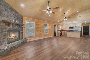 677 Ridgetop Cir, Whittier, NC 28789 - Photo 13