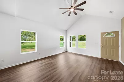 1533 S Battleground Avenue, Kings Mountain, NC 28086 - Photo 5