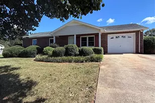869 Crystal Springs Dr, Lincolnton, NC 28092 - Photo 1