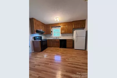 869 Crystal Springs Drive, Lincolnton, NC 28092 - Photo 3