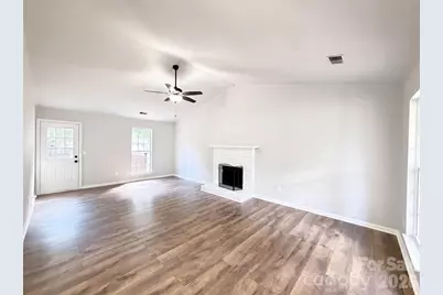 10244 Gloman Court, Charlotte, NC 28227 - Photo 3