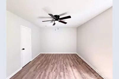 10244 Gloman Court, Charlotte, NC 28227 - Photo 7