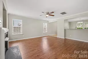 2877 Oasis Ln, Charlotte, NC 28214 - Photo 5