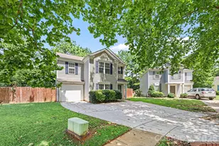 2877 Oasis Ln, Charlotte, NC 28214 - Photo 1