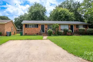 4926 Malibu Dr, Charlotte, NC 28215 - Photo 1