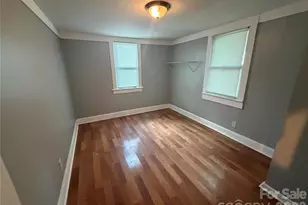 410 Weathers St, Shelby, NC 28150 - Photo 9