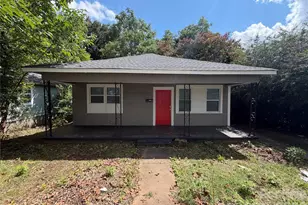 410 Weathers St, Shelby, NC 28150 - Photo 1