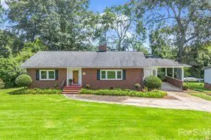 155 Fernwood Cir, Rutherfordton, NC 28139 - Photo 1
