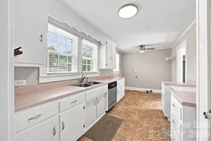 403 W Peeler St, Salisbury, NC 28146 - Photo 17