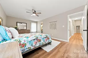 136 Cook Ln, Hickory, NC 28601 - Photo 21