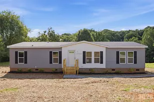 6086 Windover Creek Ln, Claremont, NC 28610 - Photo 3