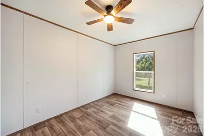 6086 Windover Creek Lane, Claremont, NC 28610 - Photo 23