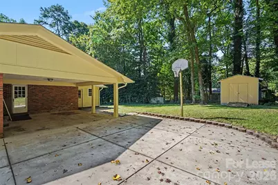 7017 Linda Lake Drive, Charlotte, NC 28215 - Photo 21