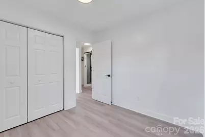 49 E Livingston Street, Tryon, NC 28782 - Photo 17