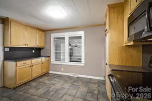 300 N Center St, Hildebran, NC 28637 - Photo 7
