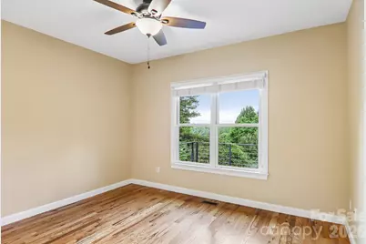 28 Tudor Crescent Court, Hendersonville, NC 28739 - Photo 27