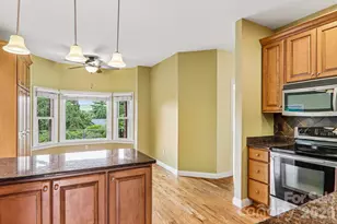 28 Tudor Crescent Ct, Hendersonville, NC 28739 - Photo 17