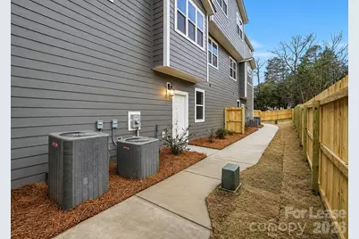 8927 Sharonbrook Drive, Charlotte, NC 28210 - Photo 33