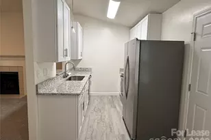 404 Kingville Dr, Charlotte, NC 28213 - Photo 5