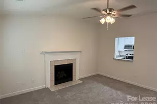 404 Kingville Dr, Charlotte, NC 28213 - Photo 3