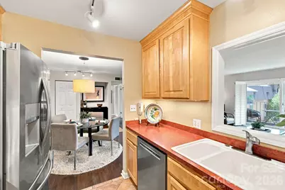 1323 Queens Road #419, Charlotte, NC 28207 - Photo 9