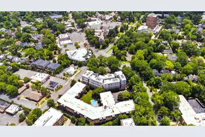 1323 Queens Road #419, Charlotte, NC 28207 - Photo 29