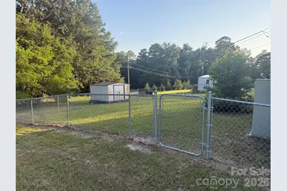 405 Woodland Drive, Kershaw, SC 29067 - Photo 15