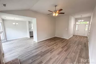 1633 Gordon Walters Dr, Charlotte, NC 28213 - Photo 5