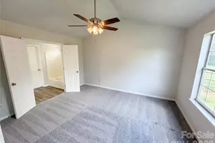 1633 Gordon Walters Dr, Charlotte, NC 28213 - Photo 11
