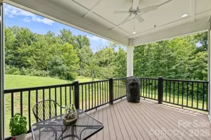 10542 Sweethaven Ln, Harrisburg, NC 28075 - Photo 9