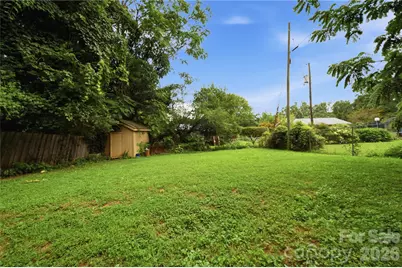 307 Beverly Avenue, Hendersonville, NC 28792 - Photo 23