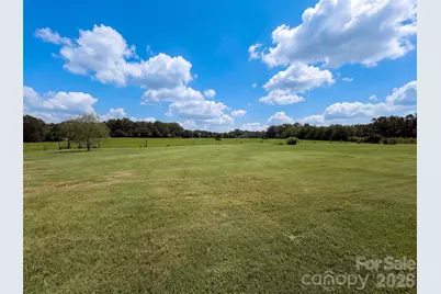749 Williamsburg Estate Road, Clover, SC 29710 - Photo 17