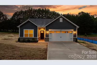 2827 17th Street Court NE #3, Hickory, NC 28601 - Photo 1