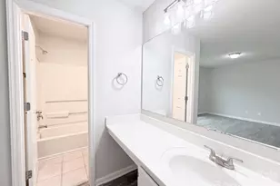 8822 Hunter Green Ln, Charlotte, NC 28227 - Photo 13