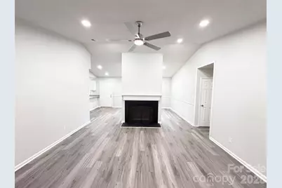 8822 Hunter Green Lane, Charlotte, NC 28227 - Photo 3