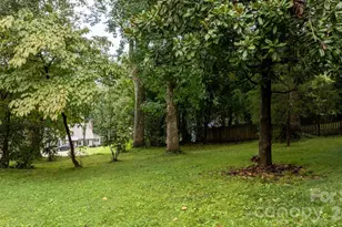219 W Park Dr, Morganton, NC 28655 - Photo 33